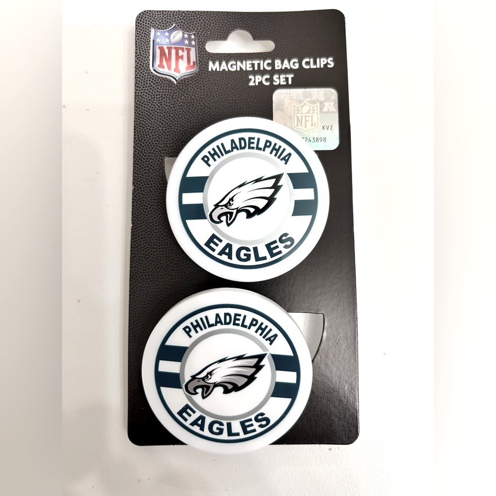 NFL Philadelphia Eagles White and Green Magnetic Clips